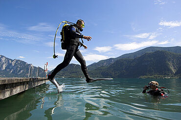 Tauchen Attersee, (c) Oberösterreich Tourismus, Hermann Erber