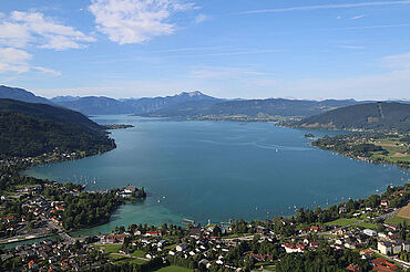 Luftbild Attersee, © TVB Attersee - Christina Lennkh Luftbild Attersee, © TVB Attersee - Christina Lennkh